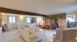 Lake Cottage - Image 3
