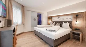 Hotel Tanzer - Image 2