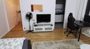Studio - Image 2