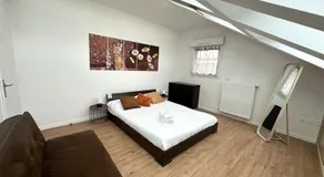 Rooftop duplex 2 steps from Paris - Image 2