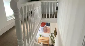 The Penthouse at Percy House Pet Friendly 2 Bedroom Apartment in Porthcawl Sleeps 4 people Located in the town centre - Image 4