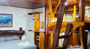 Hotel La Isla Inn - Image 2