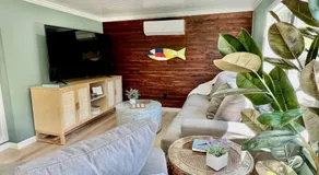 Sea la Vie - Beach Town Charm - Image 2