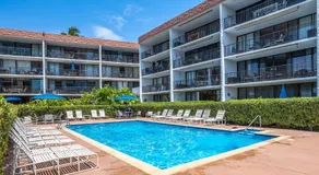 Beautiful Oceanview, Great Location Across the Beach - Image 4