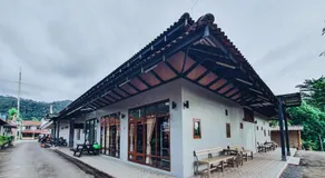 We Hostel Khaolak - Image 2