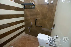 Pearl Paradise Luxury Villa - Image 2
