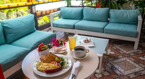 Papaya Inn - Image 3