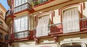 Casa Del COLECCIONISTA by Cadiz4Rentals - Image 3
