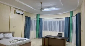 Lilia Business Hotel - Image 2