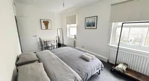 Beautiful Large Room in Central London - Image 2