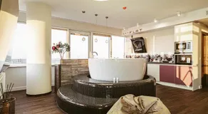 sky ORANGE jacuzzi sauna 28 FLOOR - Image 2