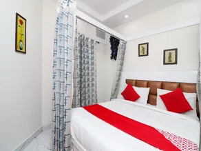 OYO 37492 Fab Home Stay - Image 2