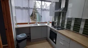 Luxury Family 3 Bedroom House - room - Image 4