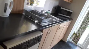 Green Village Guest House - Near Manchester Airport - Image 3