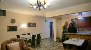 Kashmiri kitchens hotel - Image 3