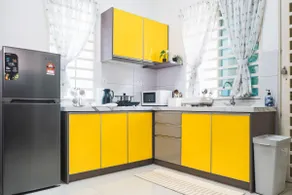 Double Storey 4R3B 10pax Family WiFi @Puncak Alam - Image 4