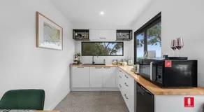 Kanga Views-Cozy Winter Couples Retreat - Image 5