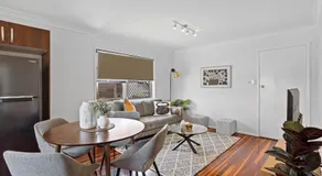 Windsor Cosy 2-Bedroom Unit in Quiet Neighborhood - Image 3