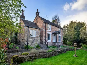 Cottage in Peak District near Roaches Rocks - Image 5