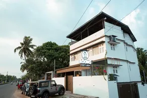 Beach House - Image 4