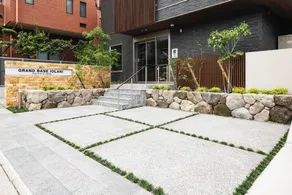 GRAND BASE Iolani - Image 3