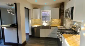 Updated cozy in central Cleveland - Image 5
