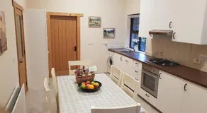 Hollymount Cottage - Image 2