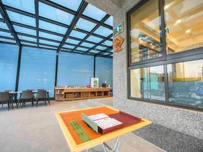 Hong Kong House - Image 4