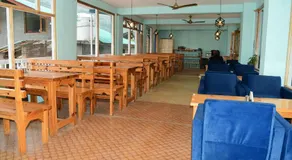 Energie rooms and cafe - Image 3