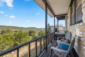 The Heritage Hideaway Sweeping Views Games & More - Image 3