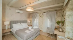 Villa Petrohelidono - Image 2