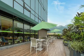 Yibin moon Peninsula Light Hotel(University City & Exhibition Center) - Image 3