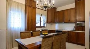 Casa Constantine Spacious Family and Friends Oasis with Pool, 10 Min from Kalamata - Image 3