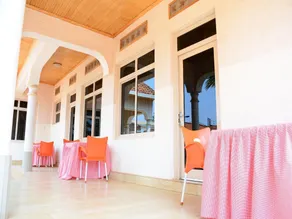 Martin Aviator Hotel - Image 5