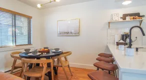 Andora Villa #123 Newly Remodeled 2 BR / 2Bath, Centrally Located, Close to Town Center - Image 3