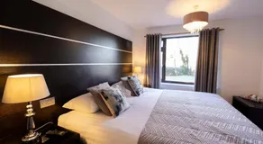 Ewenny Farm Guest House - Image 2