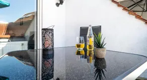 Gemutliche 2-Zimmer Wohnung - Balkon - Parkplatz - Smart TV - Arbeitsplatz - Image 3