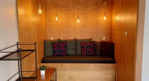 Busses Guesthouse - Image 2