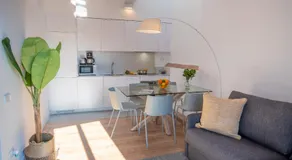 Feelathome Stadium Apartments - Image 5