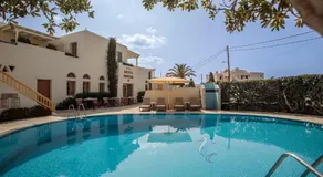 Proteas Hotel & Suites - Image 5