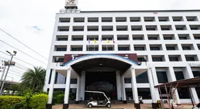 River Hotel The Budget - Image 3