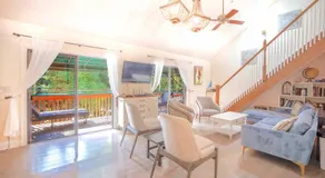 Casa Van Lopik Jardin- Tiki-Bar, Balcony, Tropical Patio, 250 steps to Beach and Village! - Image 2