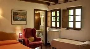 Le Petit Chateau - Image 2