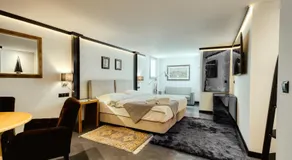 ANDROMEDA PARK Suites - Image 2