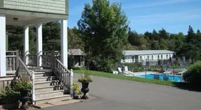 Bay Vista Motel - Image 3