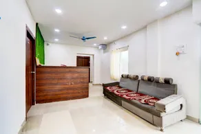Hotel O VRR LUXURY HOTEL - Image 5
