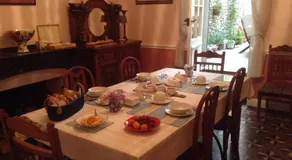 La Maison de la Riviere B&B - Image 2
