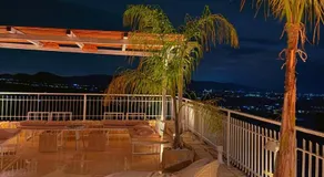 OIKOS Guesthouse & Rooftop - Image 5