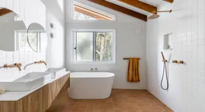 Blackbutt House - Luxe Retreat With Pool and Sauna - Image 2