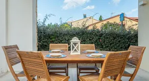 Appartement de vacances avec internet haut débit, terrasse et jardin | Vue jardin - Image 4